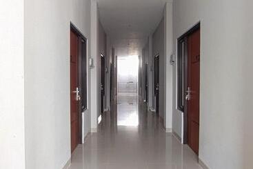 هتل Reddoorz Syariah Near Alun Alun Tegal 2