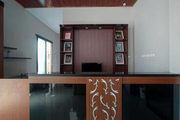 هتل Reddoorz Syariah Near Alun Alun Tegal 2