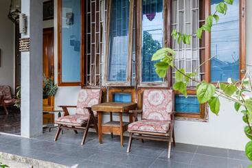 هتل Spot On 93430 Delta Bnb Residence