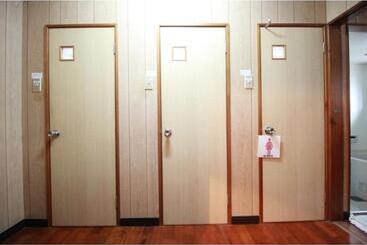 پانسیون Guest House Aman Vacation Stay 40530v