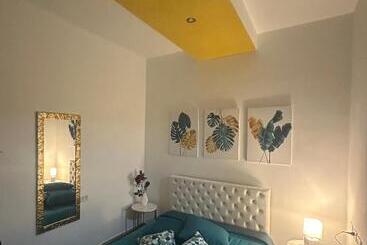 پانسیون Le Plaisir Luxury Room Con Vasca Idromassaggio