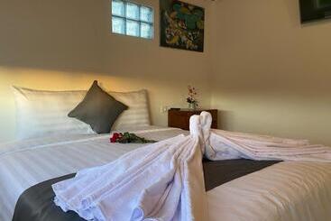 پانسیون Misi Guesthouse