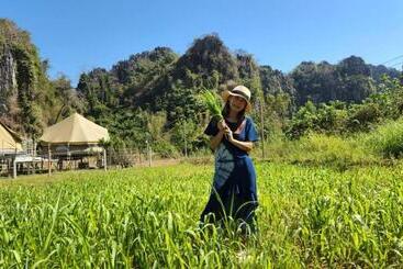 استراحتگاه A Moment Of Love...by Red Z @บ้านมุง เนินมะปราง