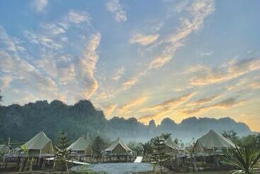 استراحتگاه A Moment Of Love...by Red Z @บ้านมุง เนินมะปราง
