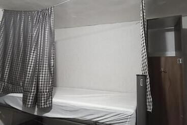 Soluna Female Only Hostel