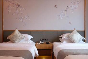 Baian Art Hotel Luzhou