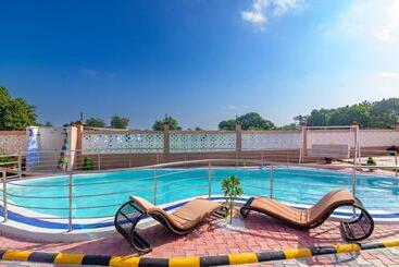تختخواب و صبحانه Dubai Infinite Luxury Suites