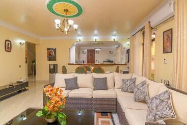 تختخواب و صبحانه Dubai Infinite Luxury Suites
