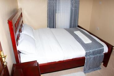تختخواب و صبحانه Lavish Haven Home