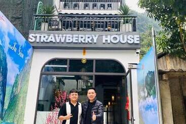 تختخواب و صبحانه Strawberry House , Tour & Motorbikes Rentel