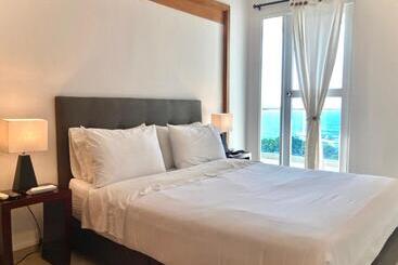 Cozy 2br With Ocean View In Cartagena