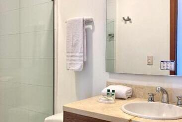 Cozy 2br With Ocean View In Cartagena