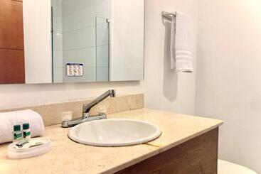 Cozy 2br With Ocean View In Cartagena
