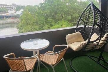 هتل Chanmel Riverside