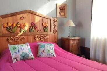 هتل La Posada De Las Brujas