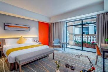 هتل Luzhou Baian Smart