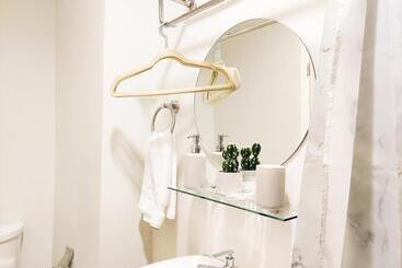 هتل Serenity Stay Condo At 5th Floor The Loop Tower Limketkai Center Lucky 11