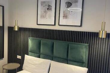 Motel Blue Messe