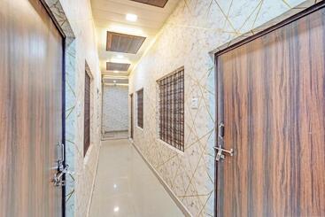 Oyo Hotel Classic Villa