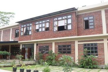 پانسیون Heirloom Guesthouse