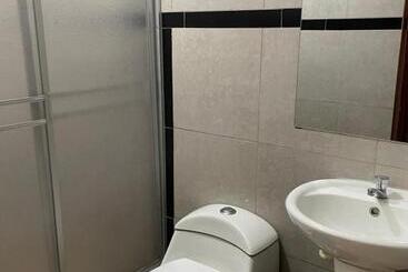 پانسیون Hostal Alborada
