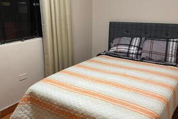 پانسیون Hostal Alborada