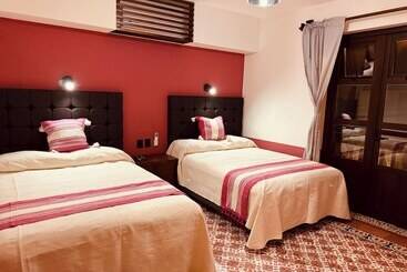 پانسیون Lidia Anturios Suites