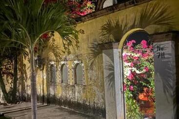 پانسیون Museo Viscuso   Ospitalità Six Edens