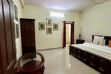 تختخواب و صبحانه Supyar Mahal