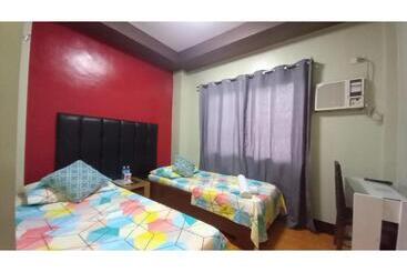 هتل Oyo 1037 Lendes Tourist Inn Main