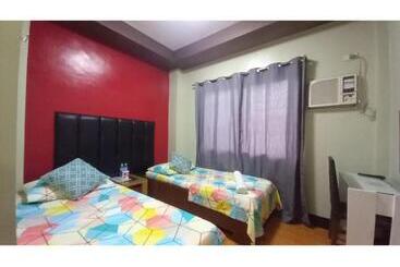 هتل Oyo 1037 Lendes Tourist Inn Main