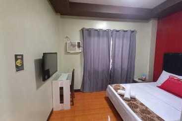 هتل Oyo 1037 Lendes Tourist Inn Main