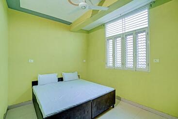 酒店 Oyo R.k Bohra Guest House