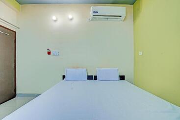 酒店 Oyo R.k Bohra Guest House