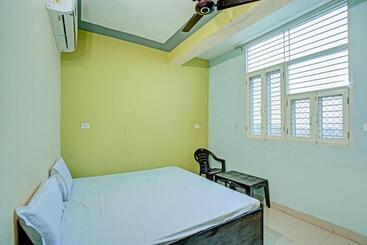 酒店 Oyo R.k Bohra Guest House