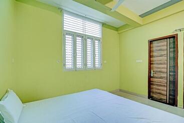 酒店 Oyo R.k Bohra Guest House