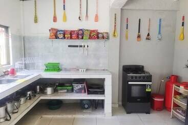 پانسیون Amalaya Hostel