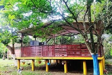 پانسیون Amalaya Hostel