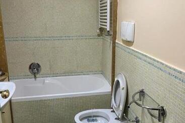 پانسیون Il Labirinto Luxury Rooms