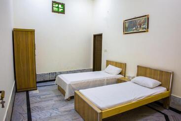 پانسیون Mh Guest House