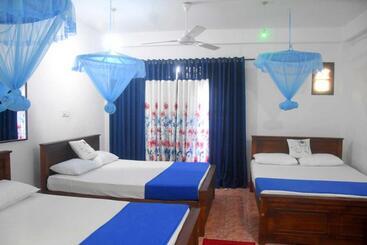 پانسیون Queen Inn Anuradhapura