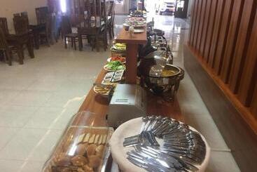 Vientiane Garden Villa Hotel And Restaurant