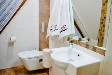 هتل Apartamenty Rubin