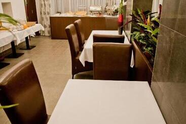 هتل Apartamenty Rubin