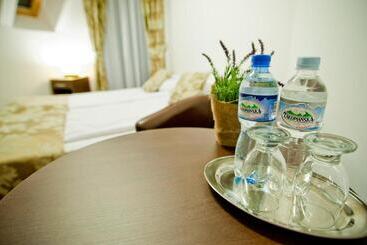 هتل Apartamenty Rubin