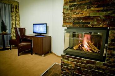 هتل Apartamenty Rubin