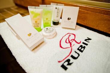 هتل Apartamenty Rubin