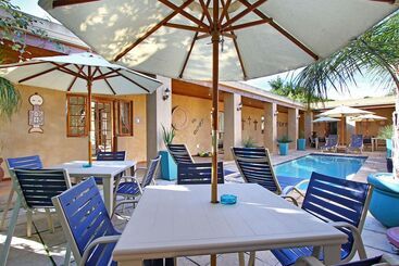 هتل Apple Tree Guest House