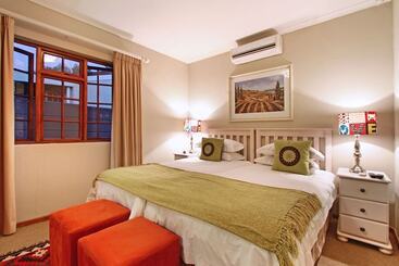 هتل Apple Tree Guest House