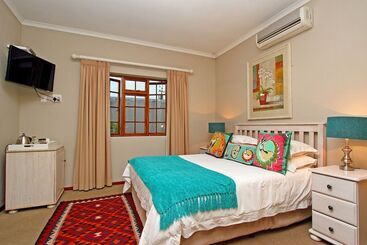 هتل Apple Tree Guest House